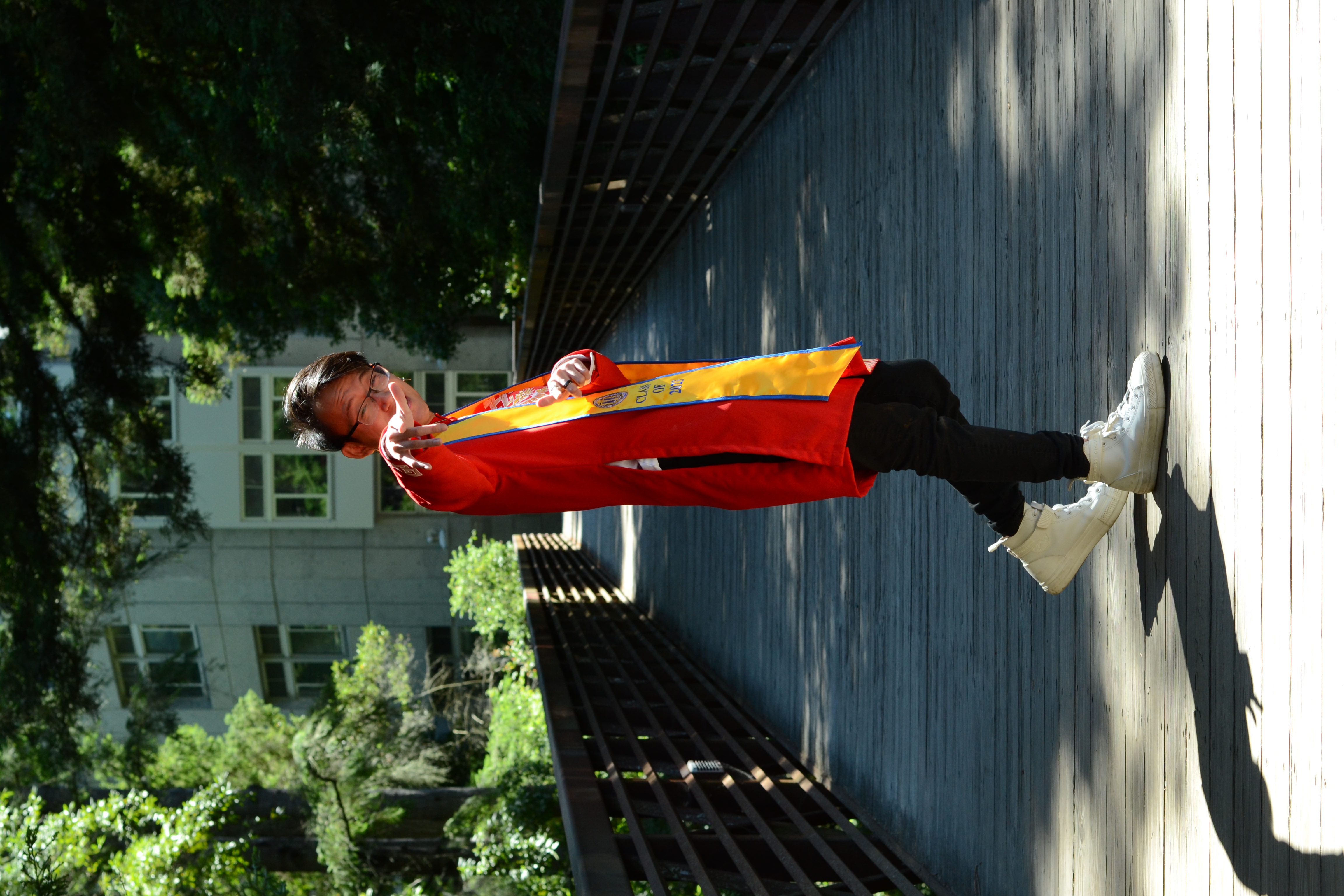 Graduation photo shoot hero image